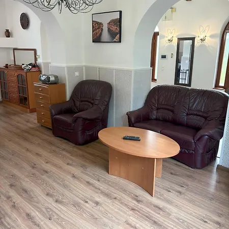 Villa Rosa Balatonalmadi